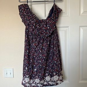 Torrid strawberry and flower strapless dress